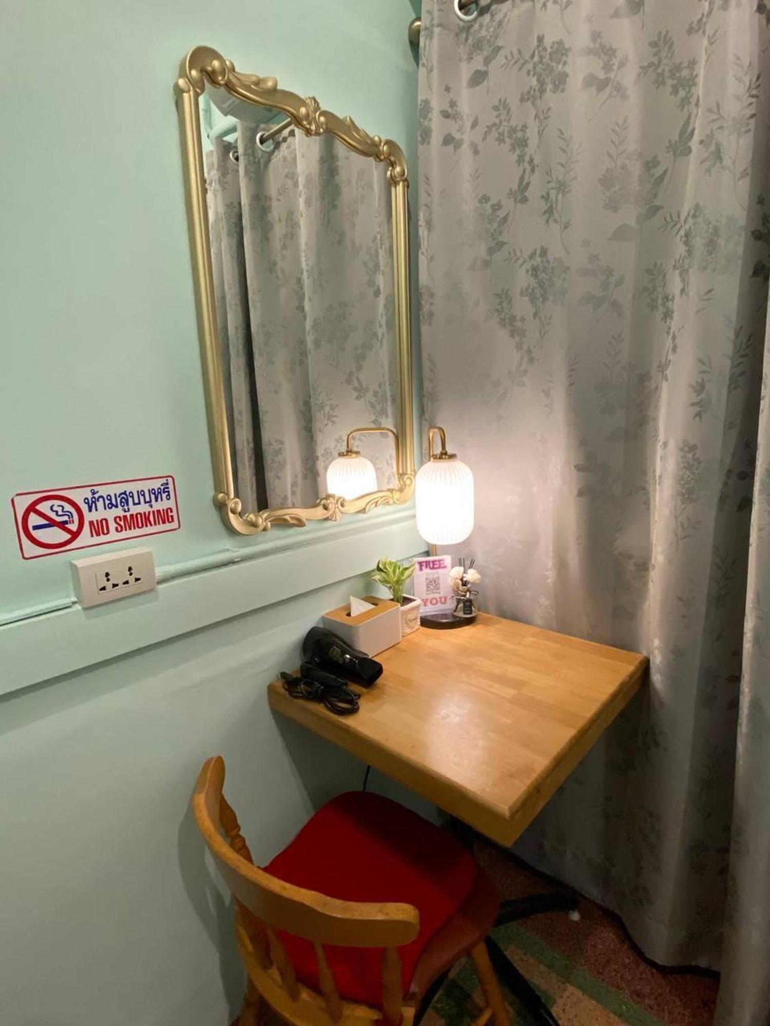 Hostel Lemon Siam Petchaburi Road Bangkok Exterior foto